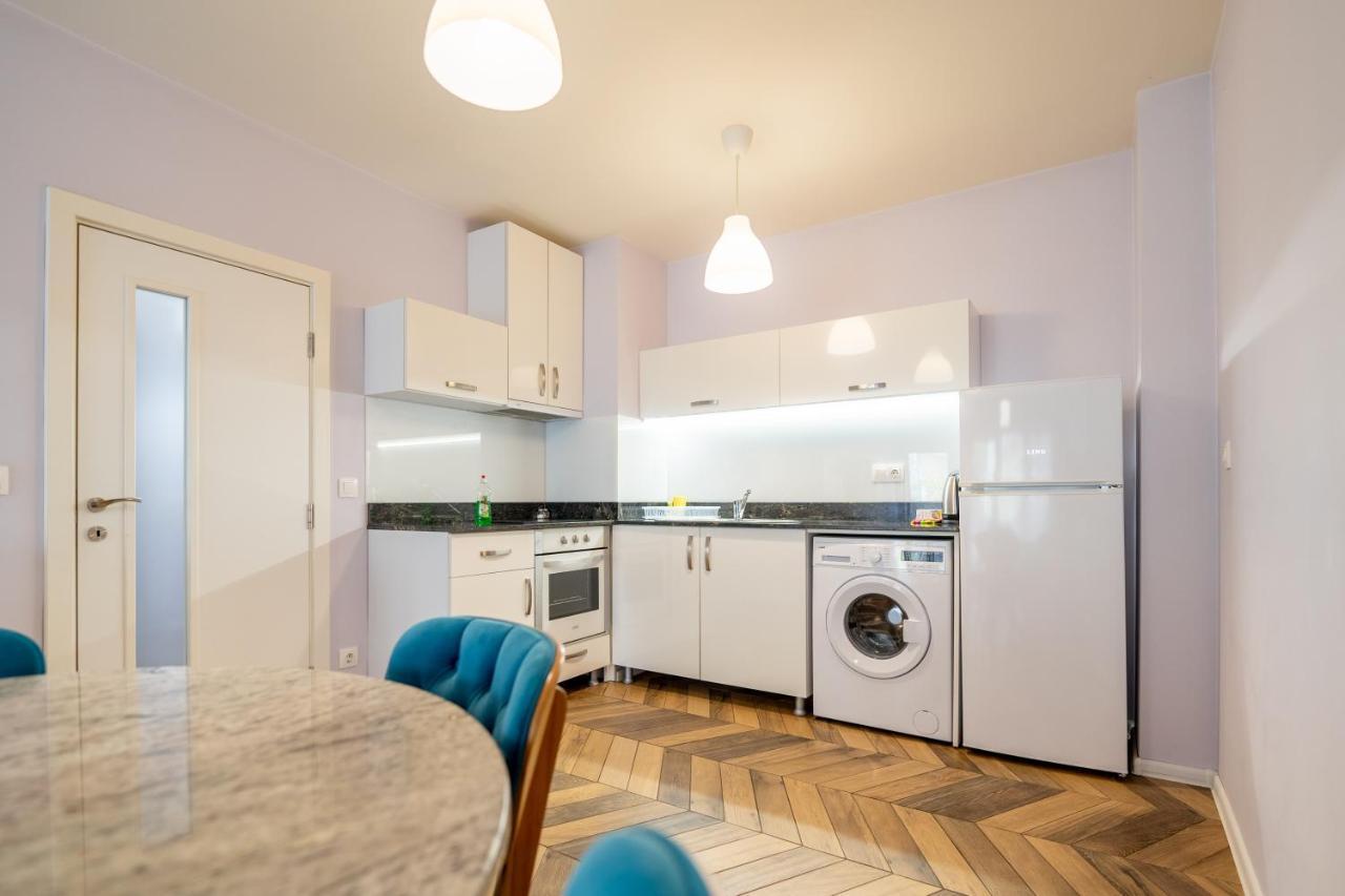 Sunny Apartment in Studentski grad, behind UNSS Sofia Exterior foto